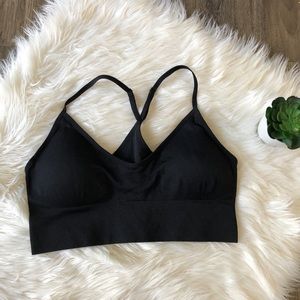 NWOT black sports bra
